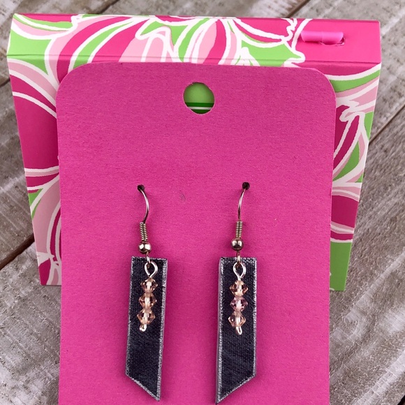 NEW Swarovski Crystal Earrings, light weight - Picture 3 of 7